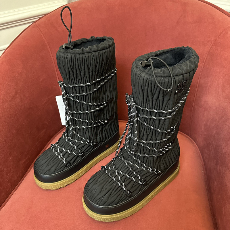 mIUMIU SNEAKER