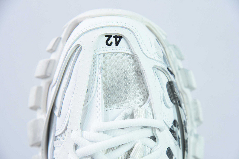 BC TRACK SNEAKER