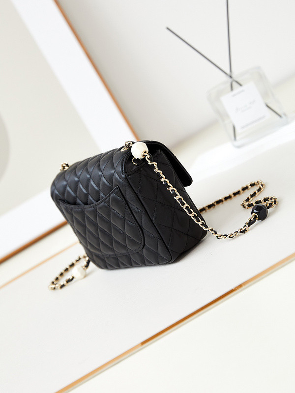 Ch*el purse