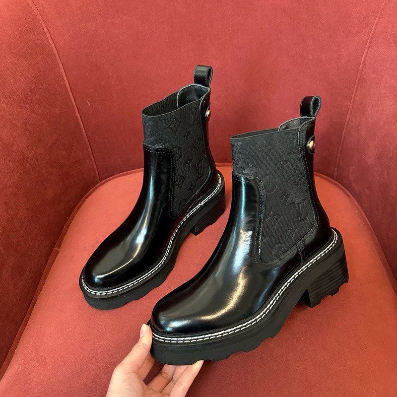 LVT BOOTS