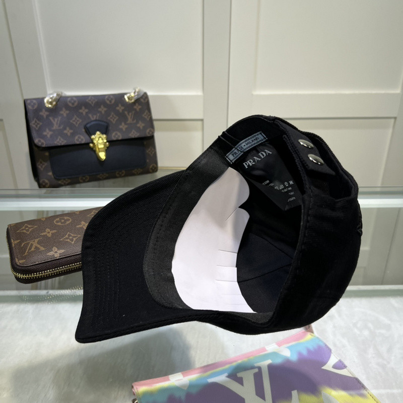 Pra*a hat