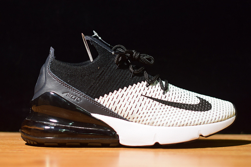 NIKE AIR MAX 270 FLYKNIT 