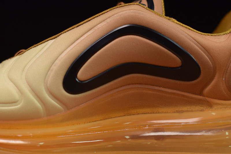 NIKE AIR MAX 720 RETRO 