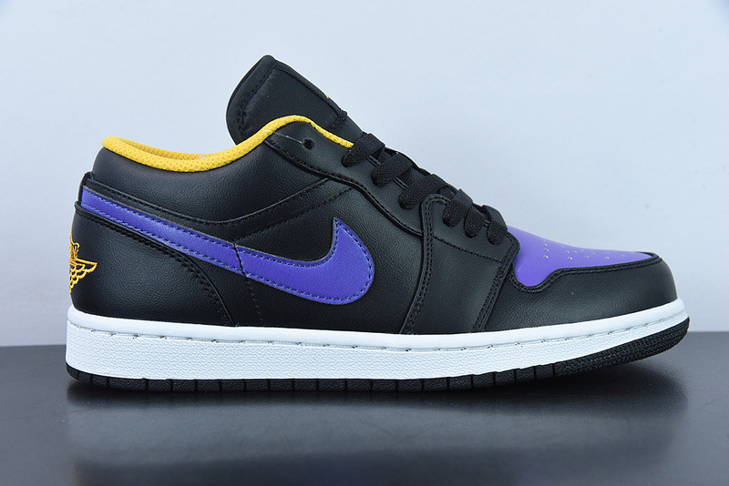 Air Jordan 1 Low “Dark Concord” 553558-075
