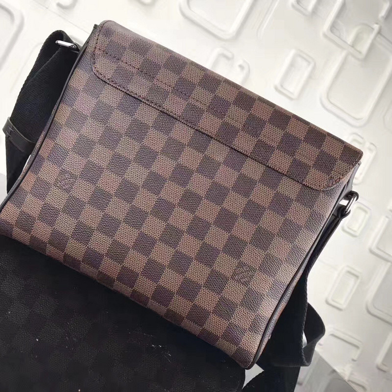 LVT PURSE