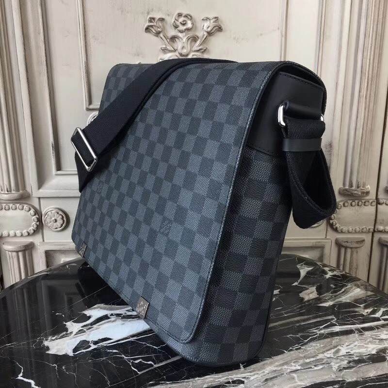 LVT PURSE
