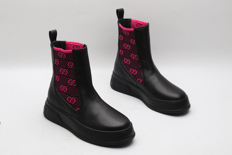 G*u*i boots
