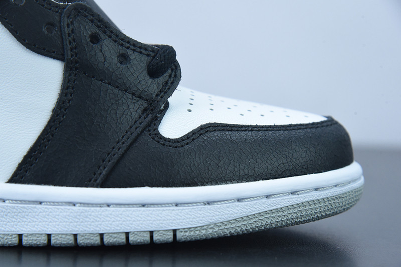 AIR JORDAN 1 HIGH OG “STAGE HAZE” 555088-108