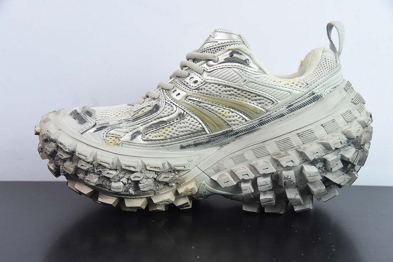 BC DEFENDER RUBBER PLATFORM SNEAKERS