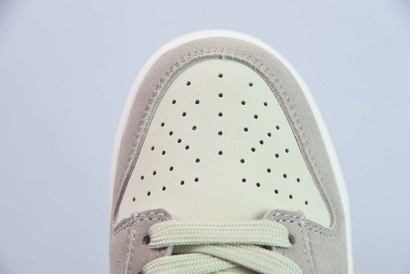Nike WMNS DUNK LOW SE 