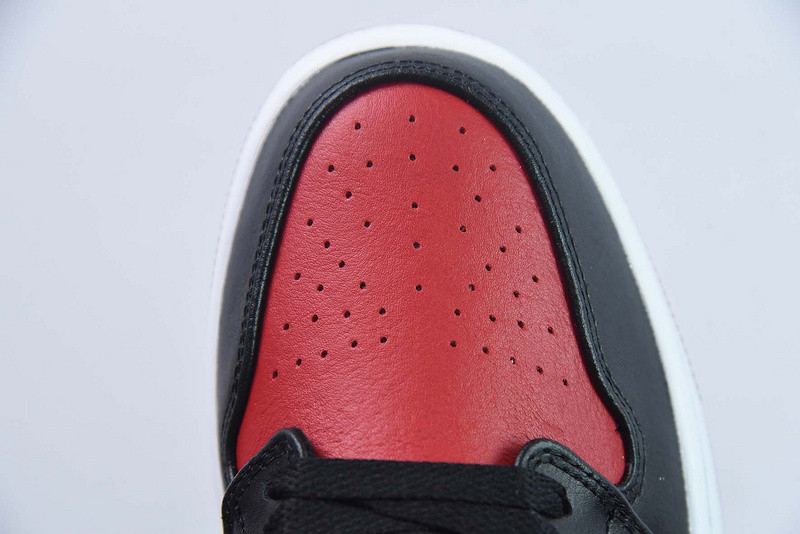 AIR JORDAN 1 LOW “ALTERNATE BRED TOE” 553558-066
