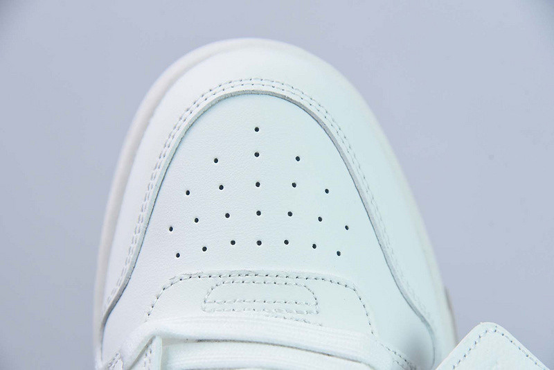 OF™ C/O VIRGIL ABLOH OUT OF OFFICE LOW-TOP LEATHER SNEAKERS ‘OOO“