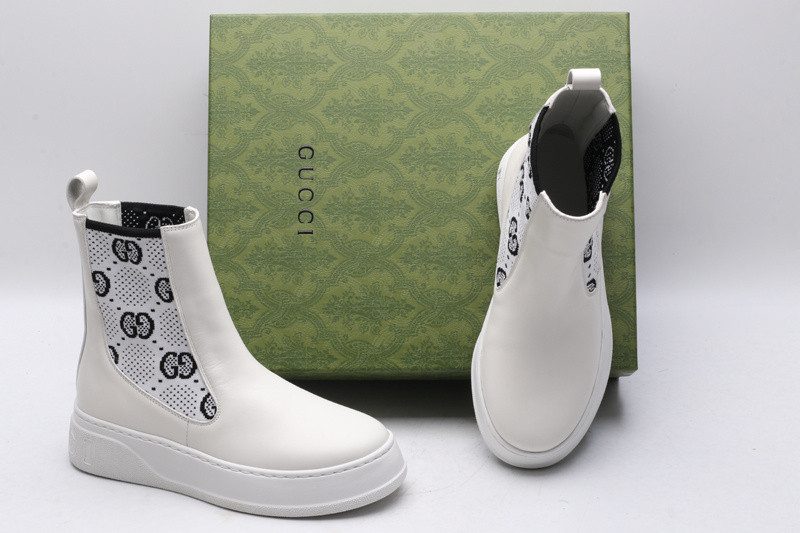 G*u*i boots