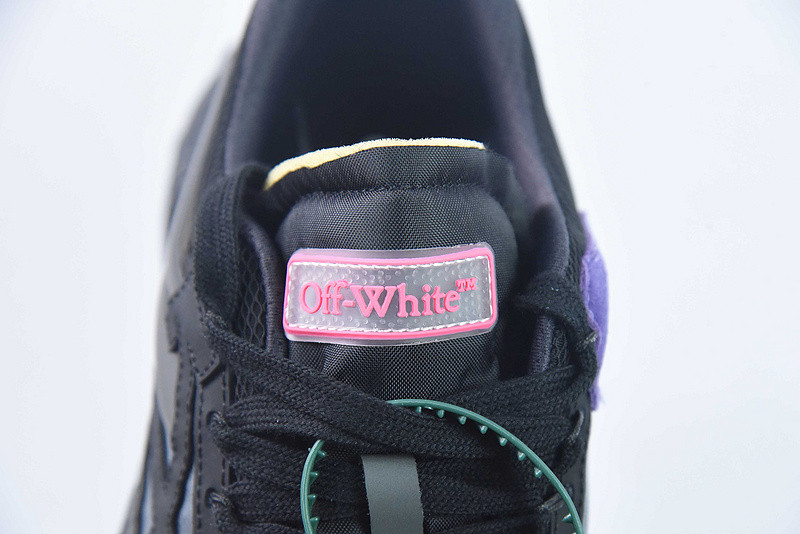 OF C/O ODSY-1000 SNEAKER