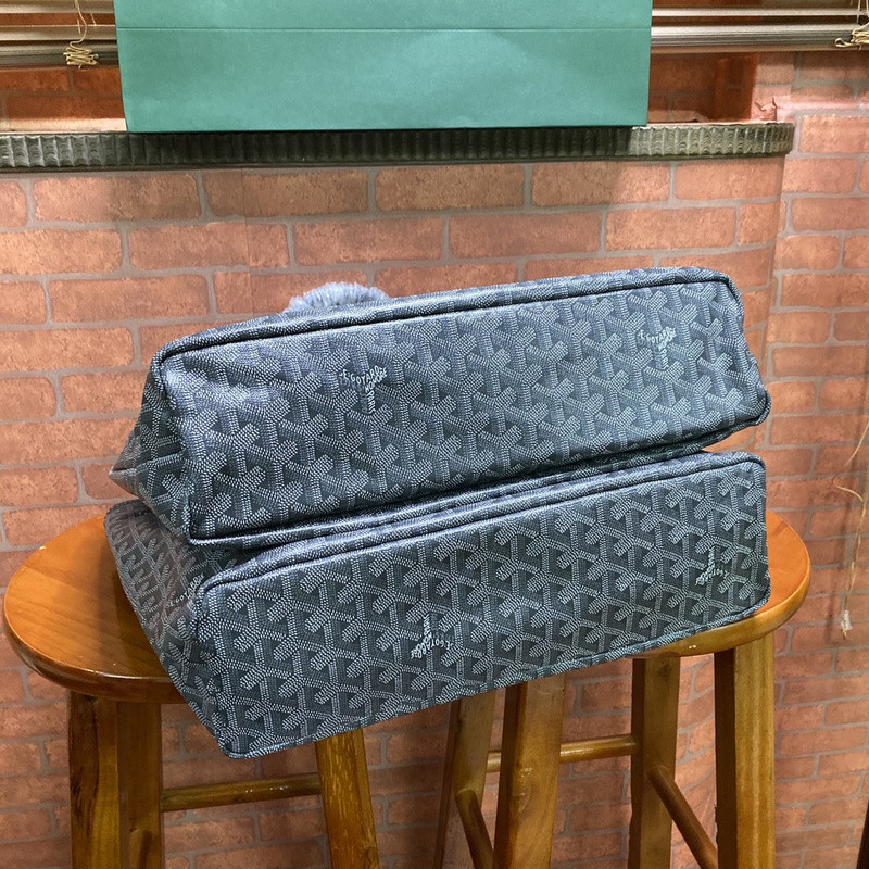 Go*ard purse