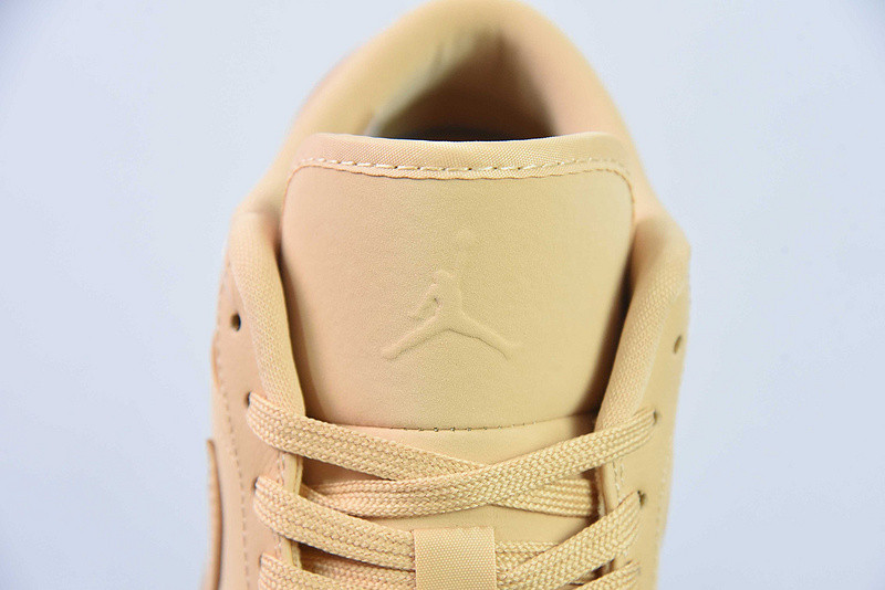 Air Jordan 1 Low “Pale Vanilla” FZ3972-294
