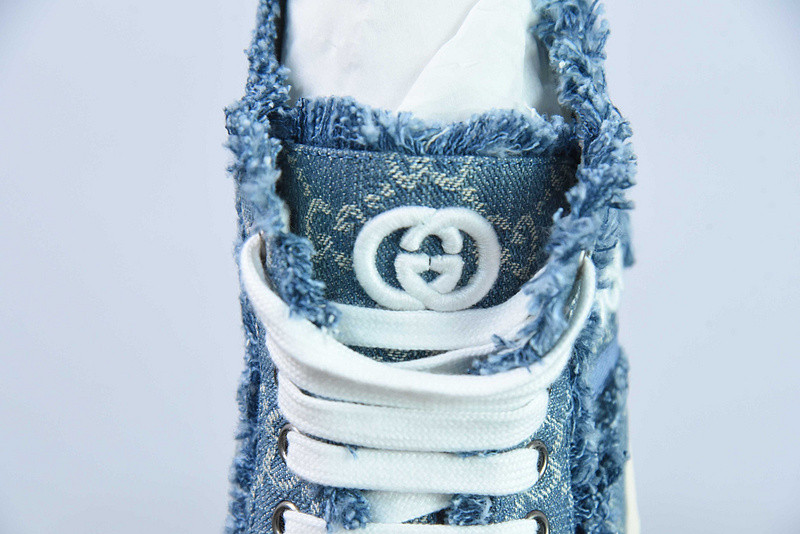 G*u*i sneaker
