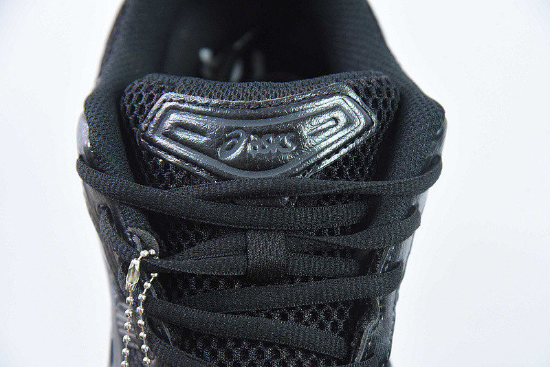 ASICS Gel Kayano 14 