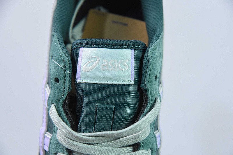 ASICS Skyhand OG 