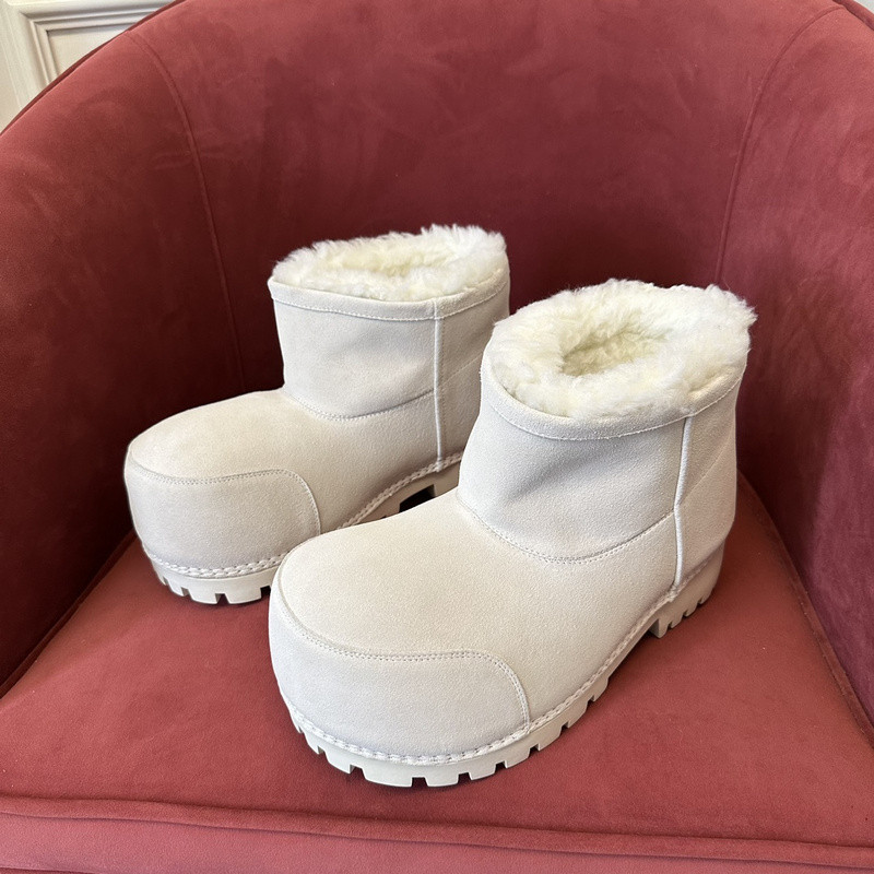 BC BOOTS