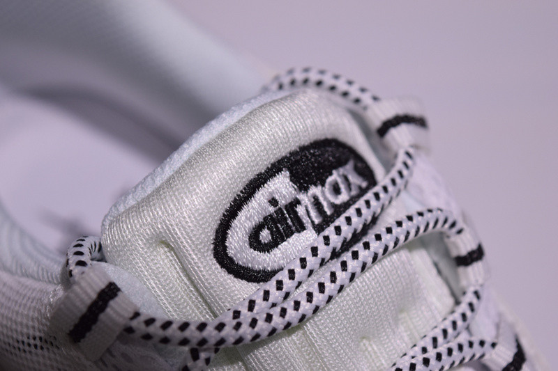NIKE AIR MAX 95 WHITE BLACK 609048-109