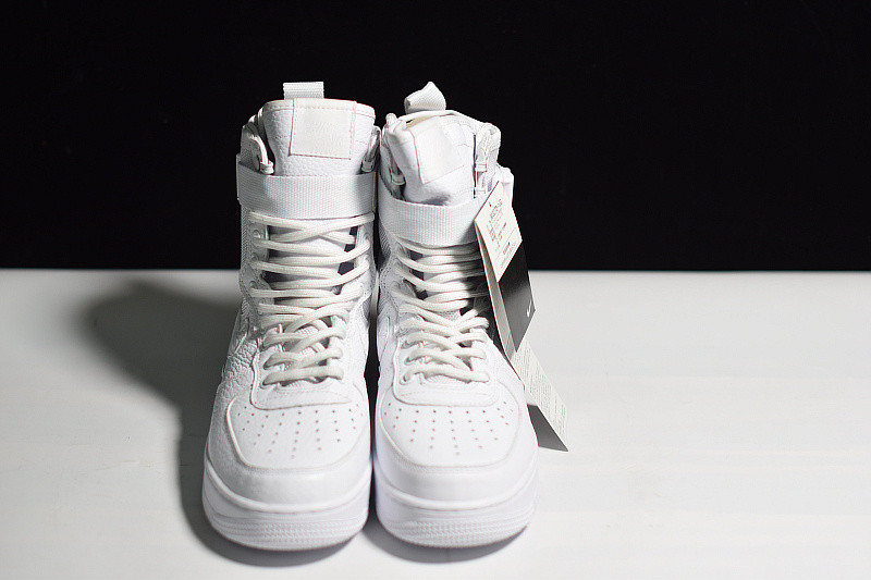 NIKE AIR FORCE 1 QS "SPECIAL FIELD" 903270-100