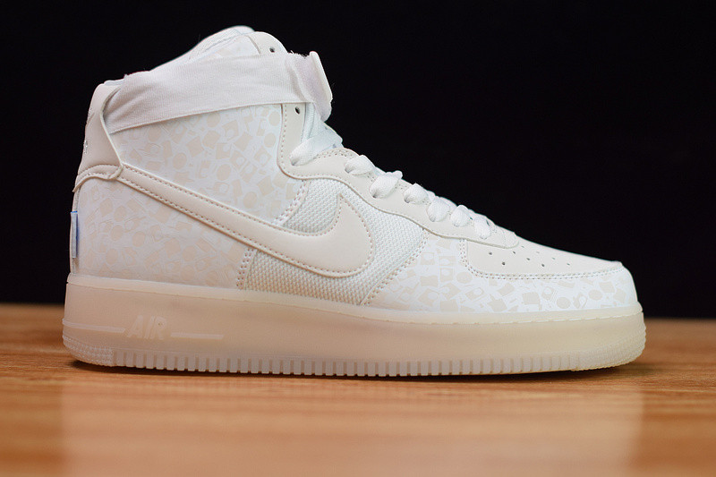 NIKE AIR FORCE 1 HIGH 