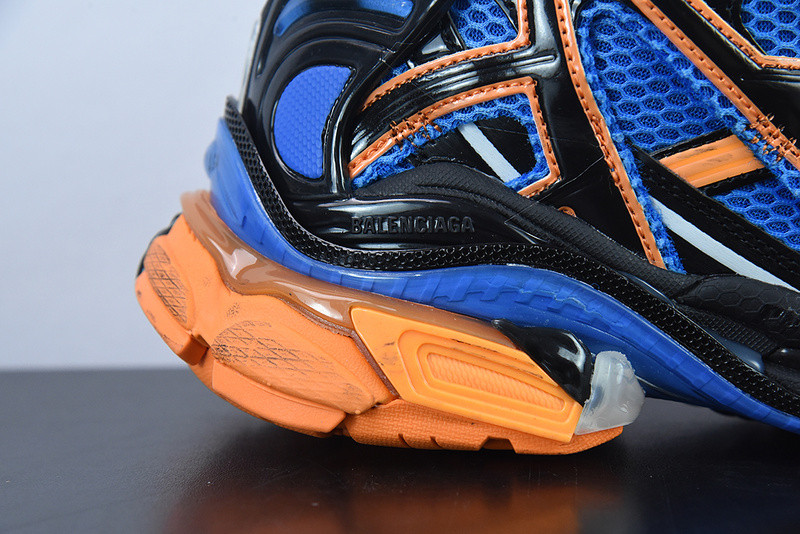 Ba*len*cia*ga runner sneaker