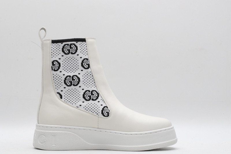 G*u*i boots