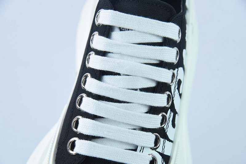 AlexER McEEN SNEAKERS
