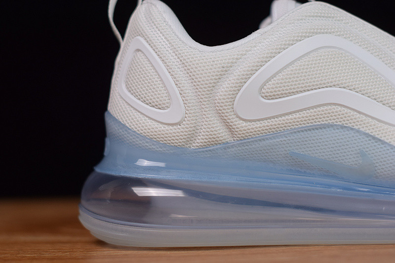 NIKE AIR MAX 720 
