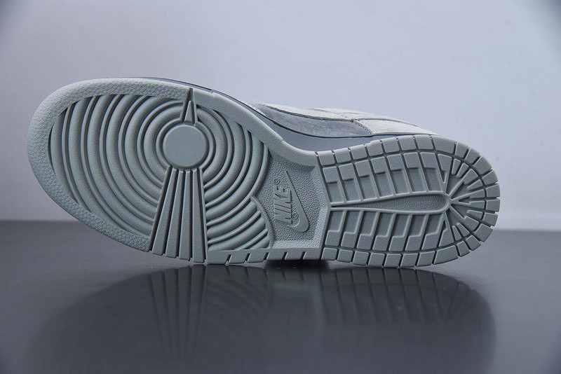 Otomo Katsuhiro x Nike SB Dunk Low "Steamboy OST" DD3699-003