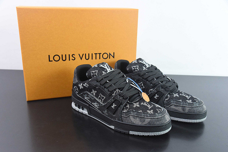 LVT SNEAKERS