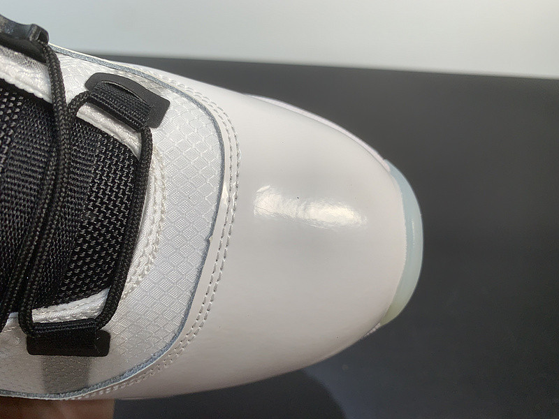 AIR JORDAN 11 ADAPT 