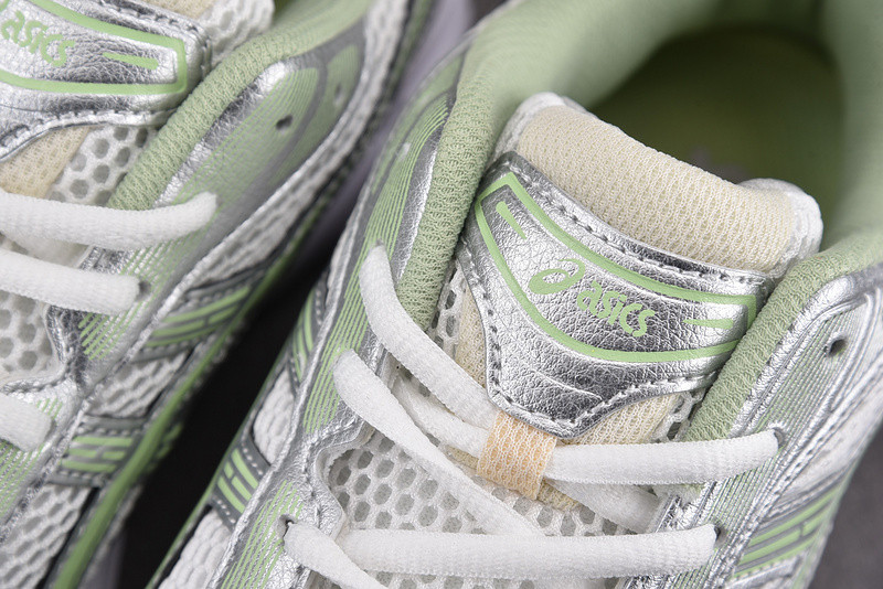 ASICS Gel Kayano 14 