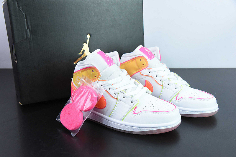 Air Jordan 1 Mid SE 