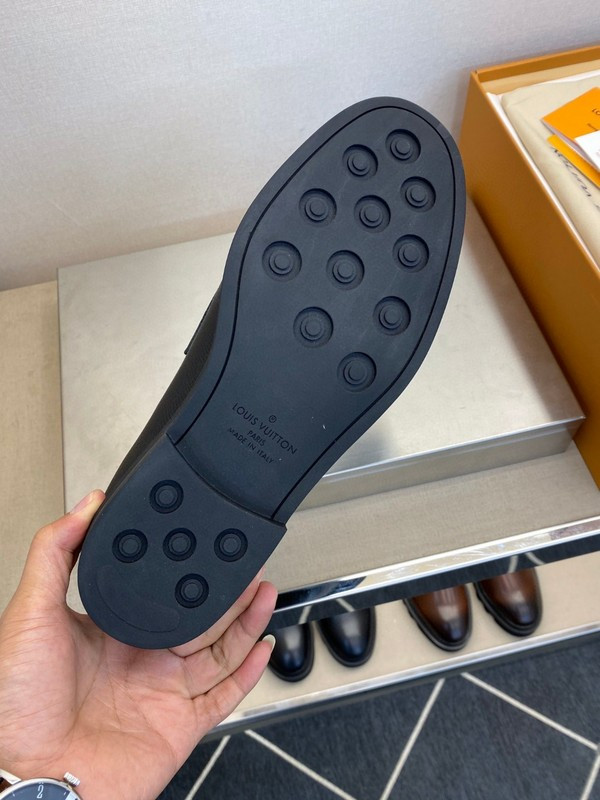 LVT shoes