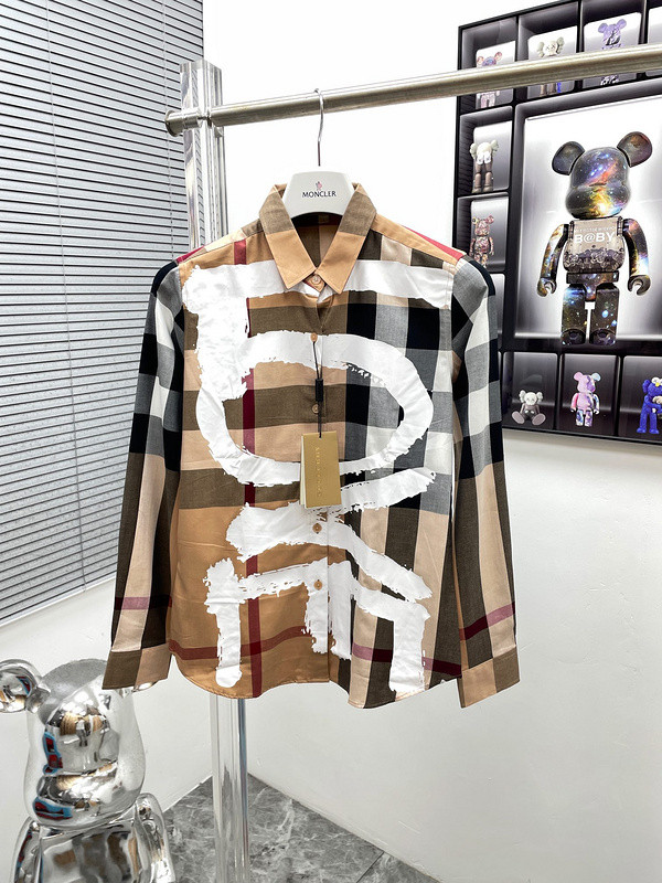 B**rry clothes