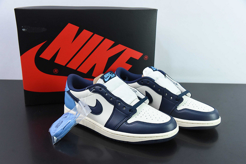 Air Jordan 1 Low OG “Obsidian” CZ0790-400