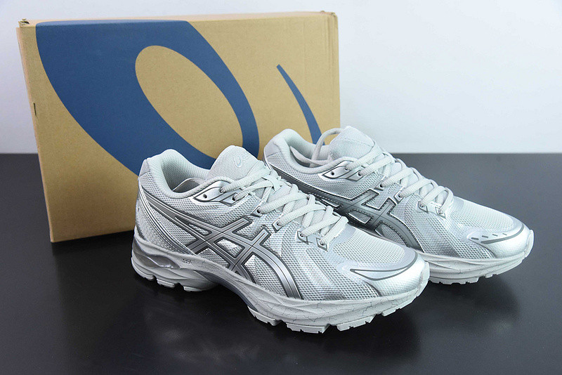 ASICS Gel Flux 4 