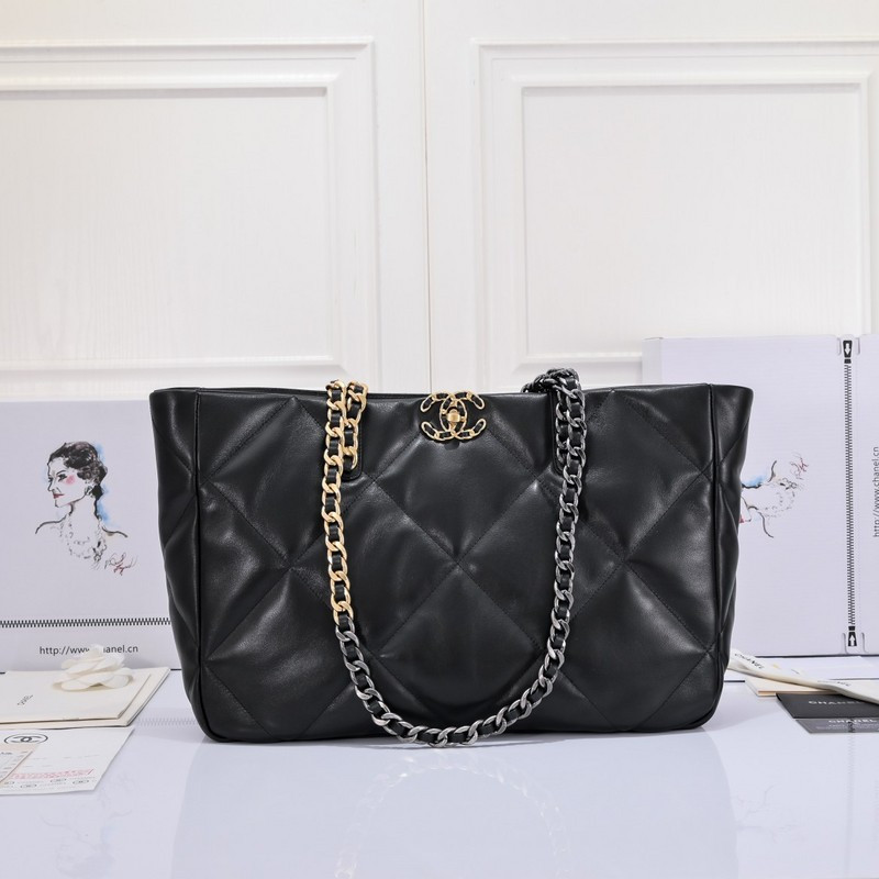 Ch*el purse