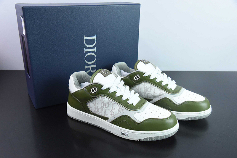 DIO* SNEAKER