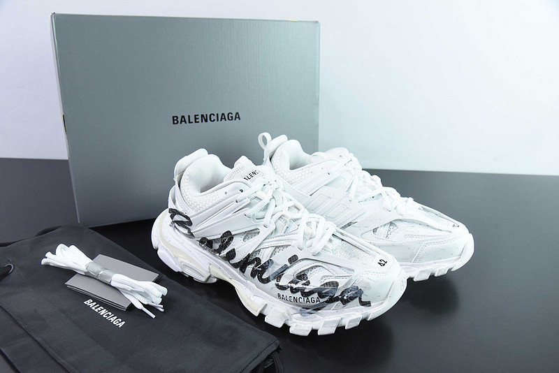 BC TRACK SNEAKER