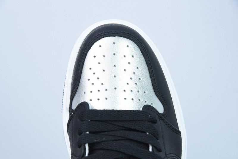 AIR JORDAN 1 ELEVATE LOW “SILVER TOE” DQ8561-001
