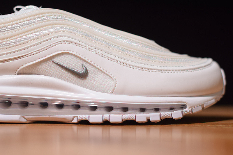 NIKE AIR MAX 97 "TRIPLE WHITE" 921826-101