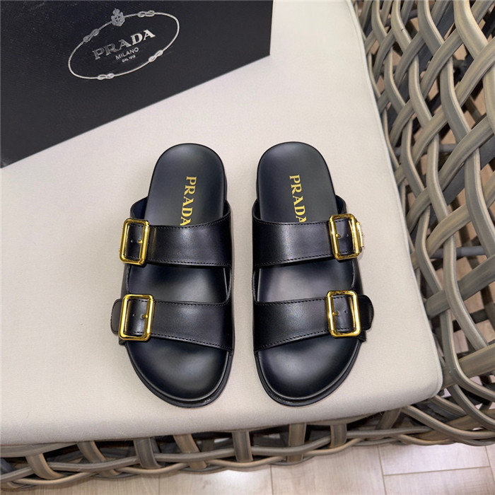 Pra*a sandals
