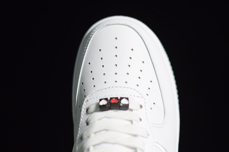 NIKE AIR FORCE 1 07 SE LX 