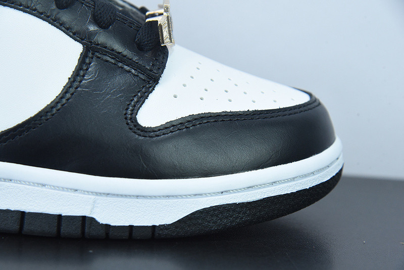 NIKE DUNK LOW "WORLD CHAMP" DR9511-100