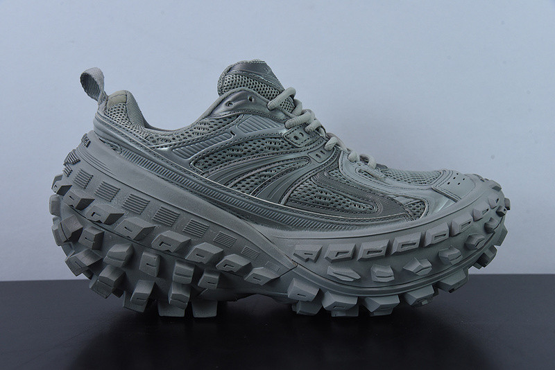 BC DEFENDER RUBBER PLATFORM SNEAKERS