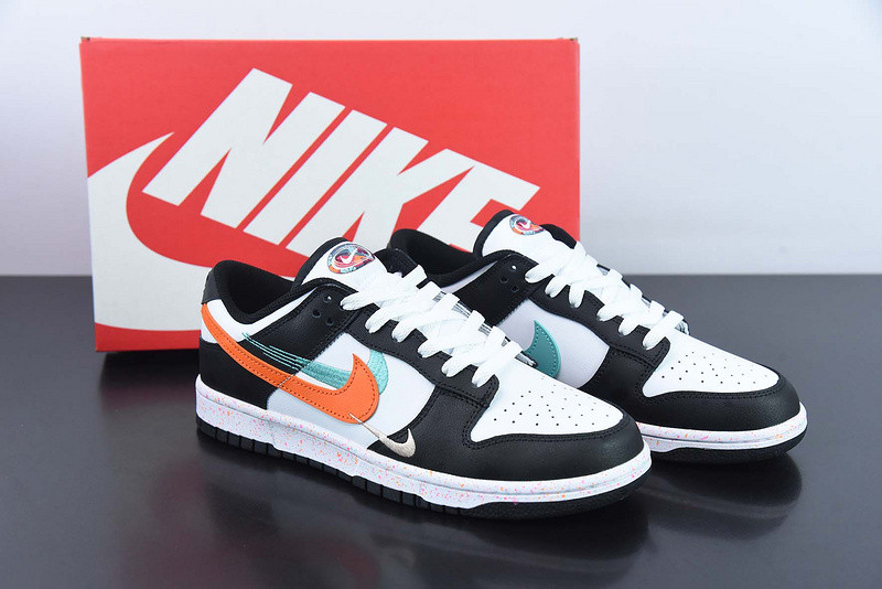 Nike WMNS DUNK LOW 